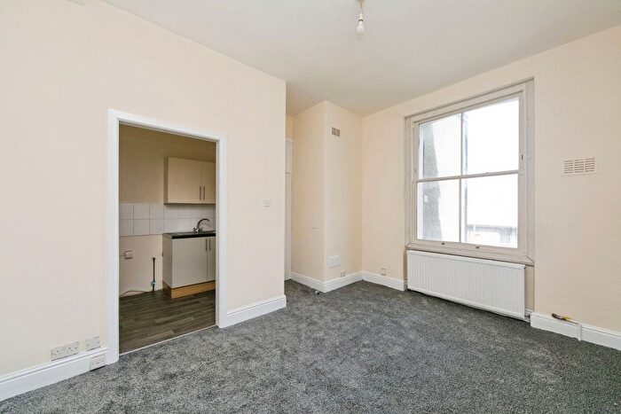 1 Bedroom Flat For Sale In Abergele Road, Colwyn Bay, Conwy, LL29