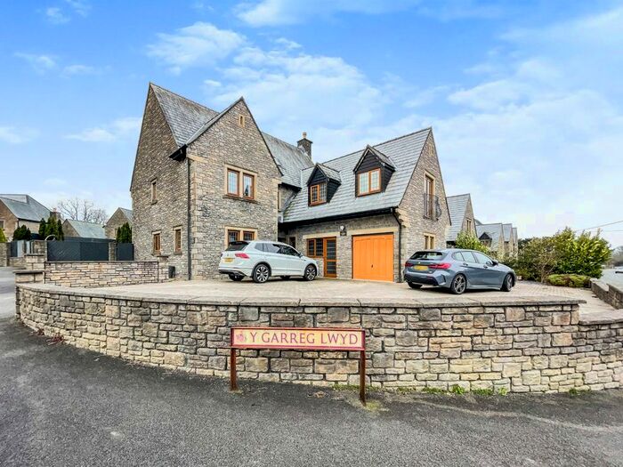 7 Bedroom Detached House For Sale In Y Garreg Lwyd, Llanedi, Pontarddulais, Swansea, Carmarthenshire, SA4