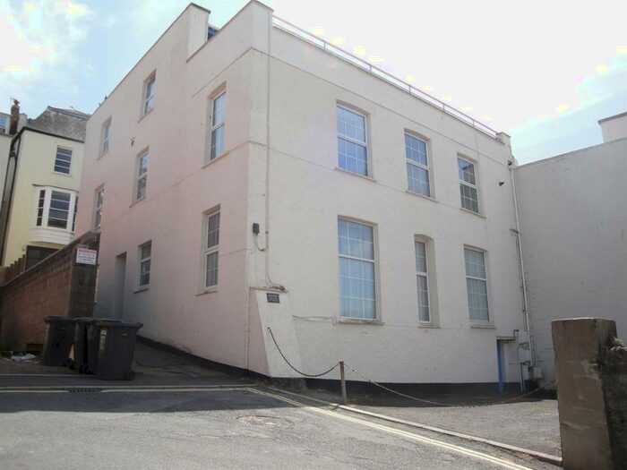 1 Bedroom Flat To Rent In Avenue Road, Ilfracombe, EX34
