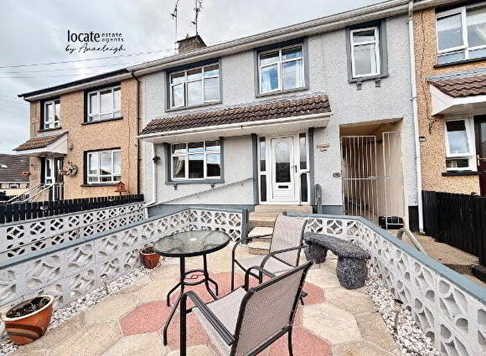 5 Bedroom Extended Mid-terraces For Sale In Lettershendony Avenue, Derry, BT47