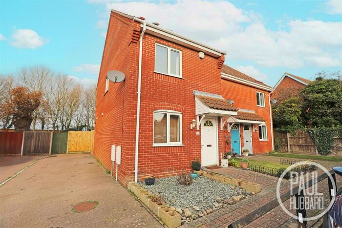 3 Bedroom House For Sale In Noahs Drive, Kessingland, NR33