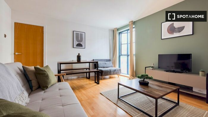 1 Bedroom Flat To Rent In -96 De Beauvoir Rd, N1
