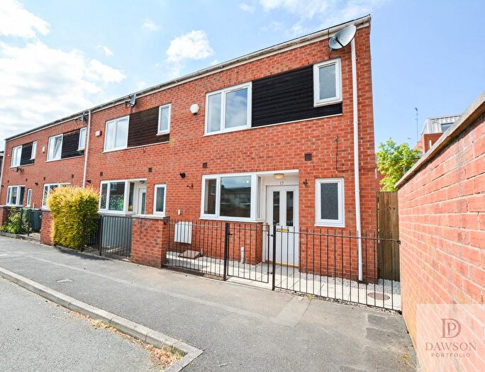 2 Bedroom Semi-detached House To Rent In Jevington Walk, Manchester, M13