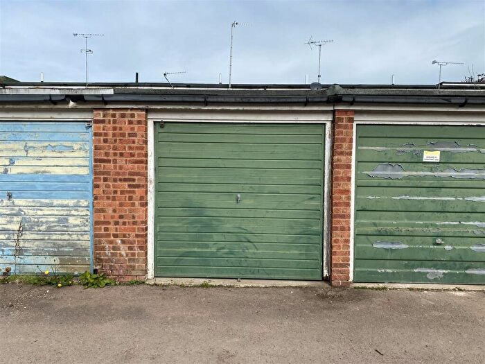 Garage / Parking For Sale In Hardwick Crescent, Syston, LE7