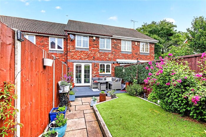 3 Bedroom Terraced House For Sale In Hebbecastle Down, Warfield, Bracknell, Berkshire, RG42