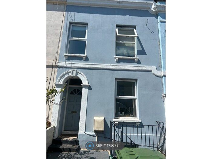 4 Bedroom End Of Terrace House To Rent In St. Pauls Parade, Cheltenham, GL50