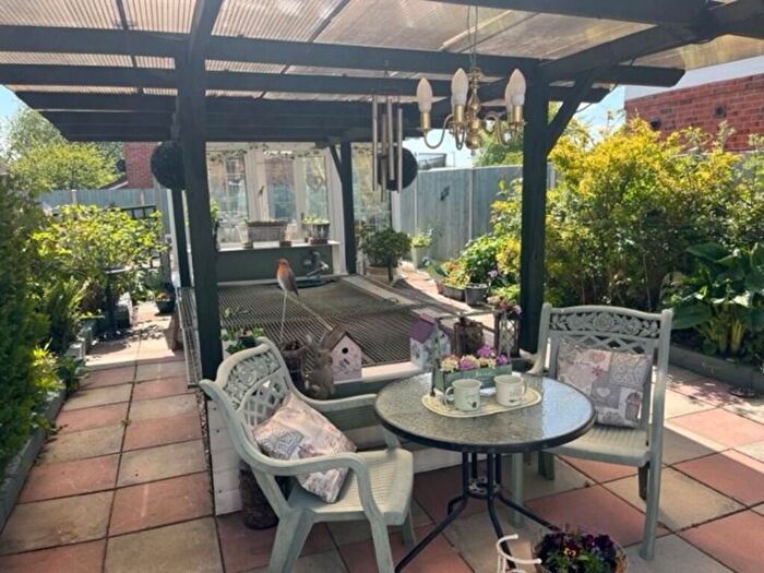 2 Bedroom Detached Bungalow For Sale In Glascote Road, Glascote, B77