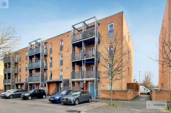 1 Bedroom Apartment To Rent In Walton Road, London, E12