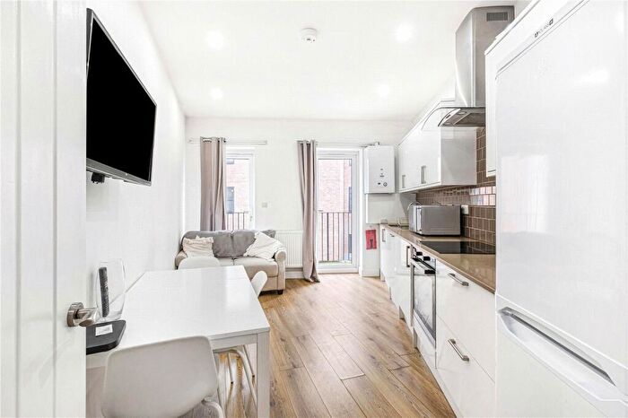 2 Bedroom Apartment To Rent In Blue Anchor Lane, London, SE16