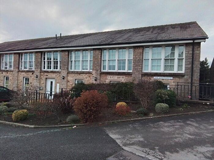 2 Bedroom Flat To Rent In The Hawthorns, Richmond, DL10