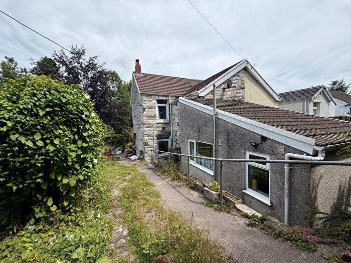 3 Bedroom End Of Terrace House For Sale In Underhill Villas, Aberaman, Aberdare, Rhondda Cynon Taf, CF44
