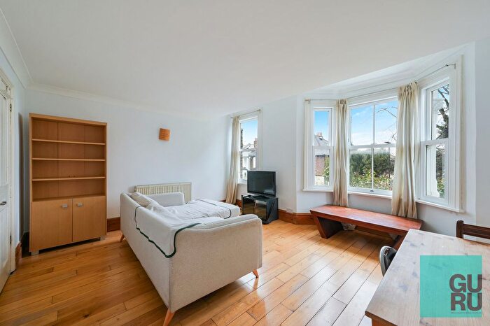 2 Bedroom Detached House To Rent In Dundonald Road, Wimbledon, SW19