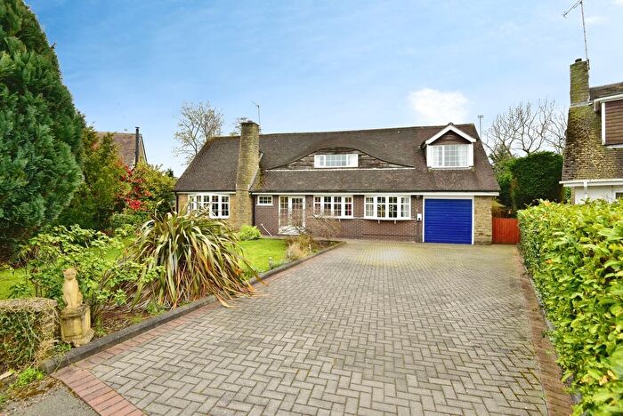 4 Bedroom Detached House For Sale In Windsor Drive, Alsager, Stoke-On-Trent, Cheshire, ST7
