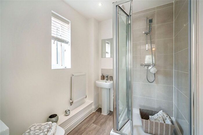 4 Bedroom Detached House For Sale In Thistledown Way, Selborne Road, Alton, Hampshire, GU34