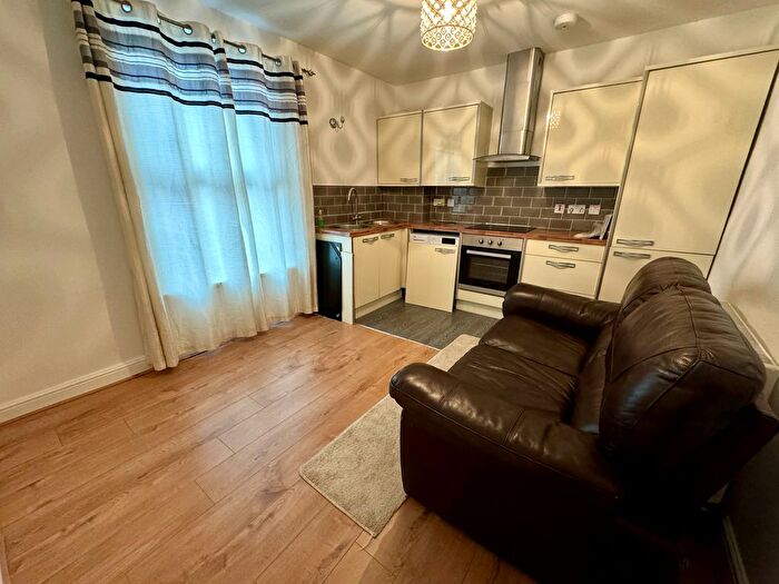 1 Bedroom Flat To Rent In Walter Street, Withernsea, HU19