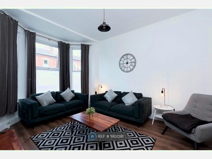 9 Bedroom Semi-Detached House To Rent In Salisbury Road, Liverpool, L15