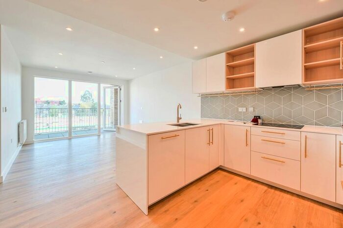 1 Bedroom Flat To Rent In Clarendon, Wood Green, London, N8