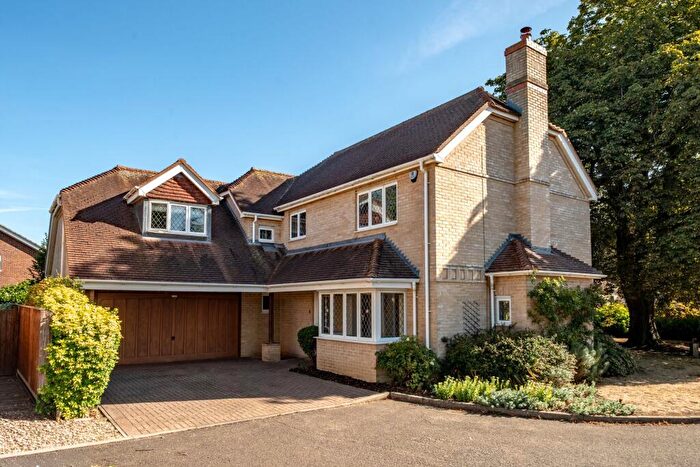 5 Bedroom Detached House For Sale In Whitegate Close, Girton, CB3