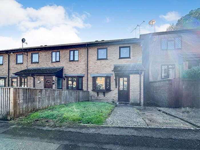 3 Bedroom Terraced House For Sale In Stour Close, Tilehurst, Reading, RG30