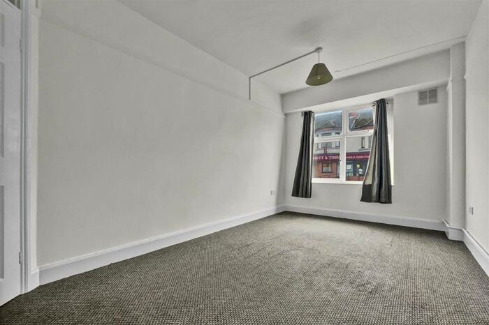 2 Bedroom Flat To Rent In Albany Road, Earlsdon, Coventry, CV5