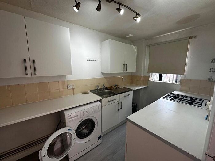 2 Bedroom Terraced House To Rent In Church Street, Leamington Spa, Warwickshire, CV31