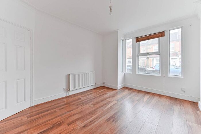 4 Bedroom Terraced House To Rent In Cecil Road, Mitcham, Croydon, CR0