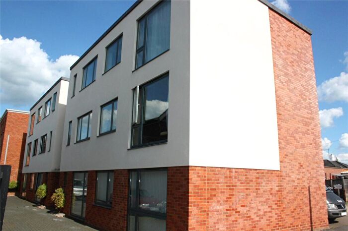 2 Bedroom Flat To Rent In Britannia Place, Reading Road, Henley-on-Thames, Oxfordshire, RG9