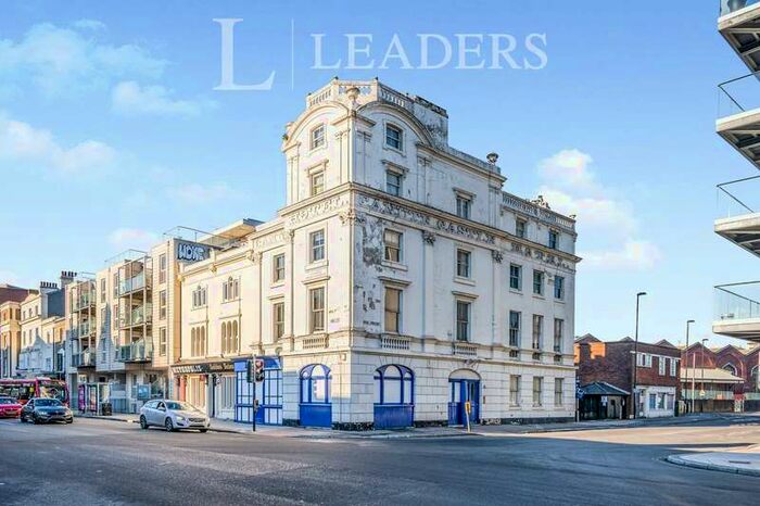 1 Bedroom Flat To Rent In Royal Crescent Rd, Southampton SO14