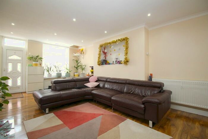 3 Bedroom Terraced House To Rent In Havelock Street, Loughborough, LE11