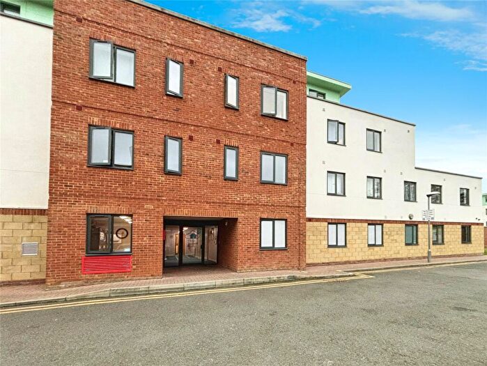 Flat For Sale In Parham Road, Canterbury, Kent, CT1
