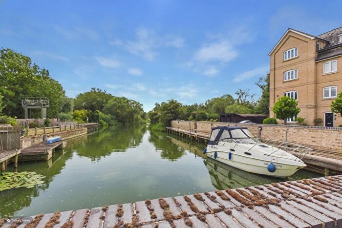 3 Bedroom Maisonette For Sale In Mill Road, Buckden, St. Neots, Cambridgeshire, PE19