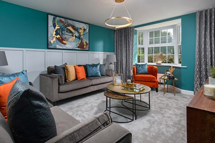 4 Bedroom Detached House For Sale In Woodmansey Mile, Beverley, HU17