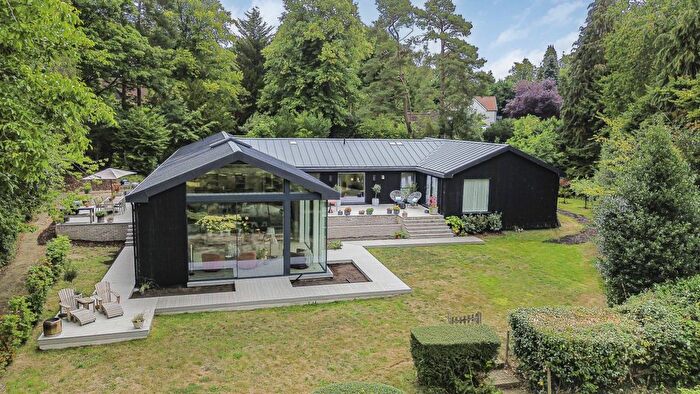 4 Bedroom Detached Bungalow For Sale In The Hamlet, Potten End, Berkhamsted, HP4