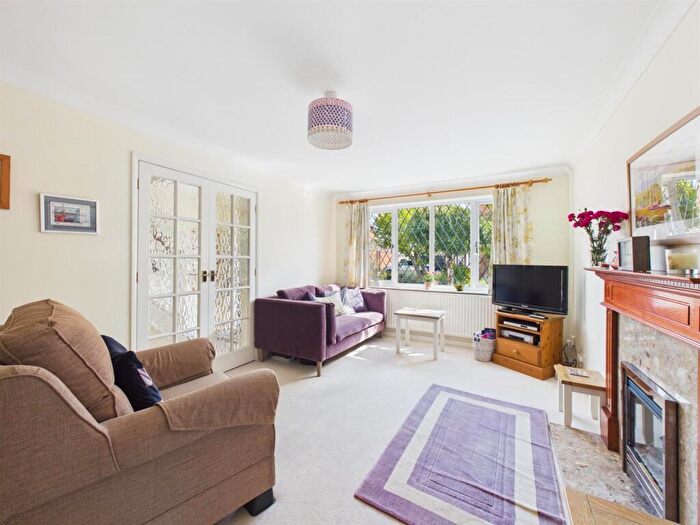 3 Bedroom House For Sale In Woodwards Close, Borrowash, Derby, DE72