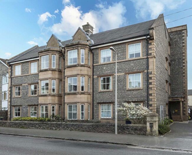 2 Bedroom Flat For Sale In Pegasus Lodge, A Severn Road, Weston-super-Mare, North Somerset, BS23
