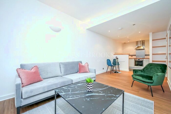 1 Bedroom Flat To Rent In - Bishopsgate, Liverpool Street, EC2M