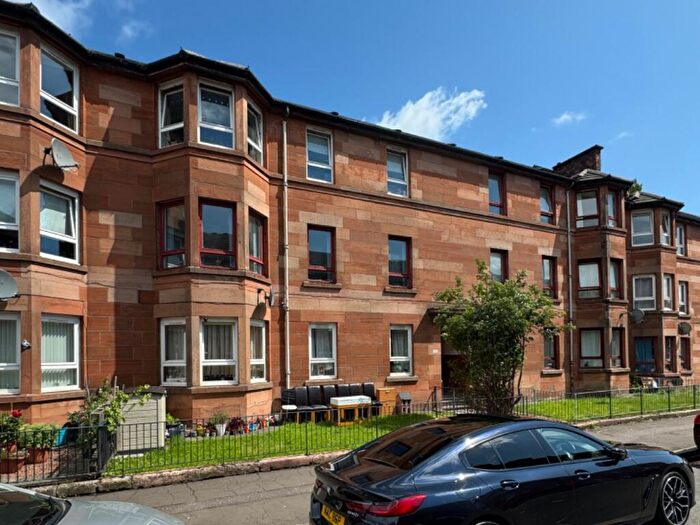 3 Bedroom Flat To Rent In Earl Street, Glasgow, G14