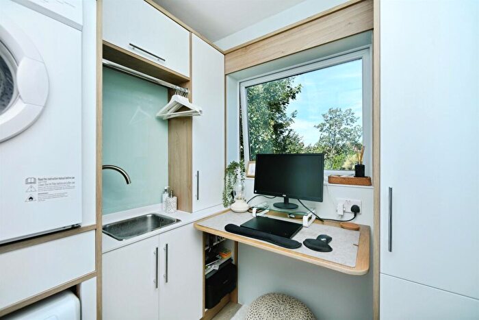 1 Bedroom Flat For Sale In Springfield Road, Brighton, BN1 - Photo 5