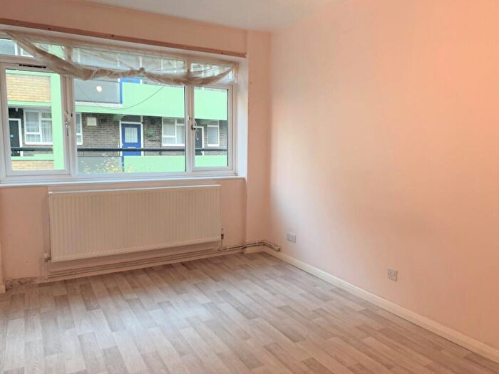1 Bedroom Flat To Rent In Tompion Street, Clerkenwell, EC1V