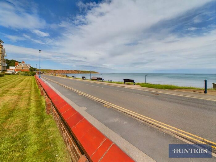 2 Bedroom Flat To Rent In The Beach, Filey, YO14