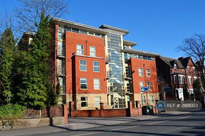 2 Bedroom Flat To Rent In Fitzwilliam Court, Manchester, M14