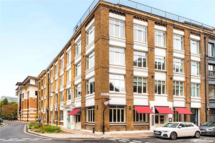 2 Bedroom Flat To Rent In Phipp Street, London, EC2A