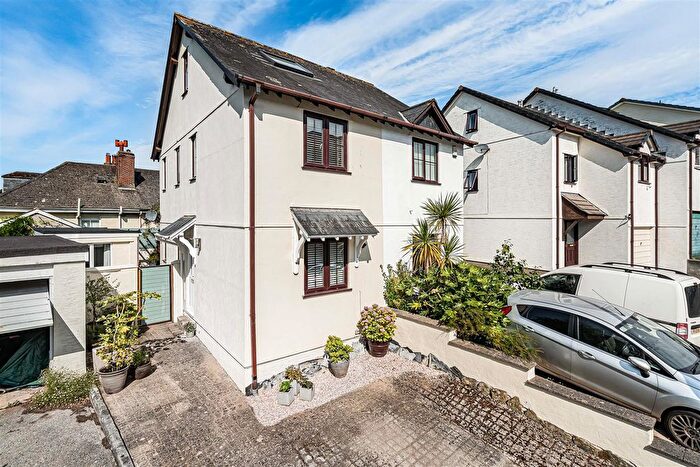 3 Bedroom Semi Detached House For Sale In Saffron Park, Kingsbridge, TQ7