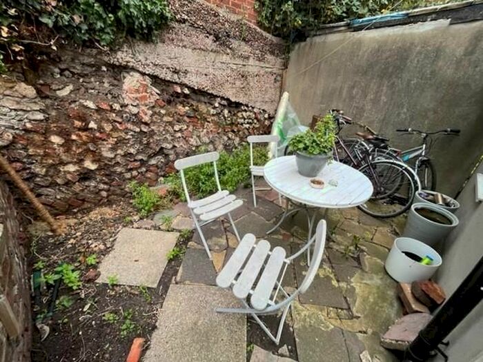 4 Bedroom Terraced House To Rent In Hollingdean Road, Brighton, BN2