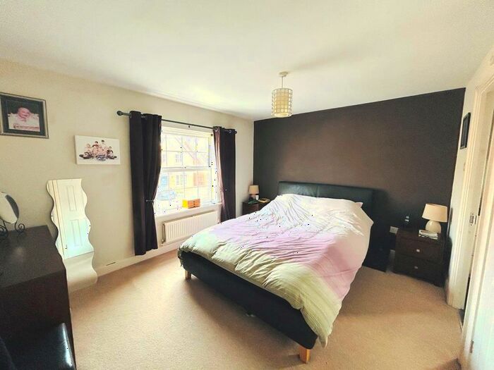 4 Bedroom Detached House For Sale In St. Laurence Way, Bidford-on-avon, B50