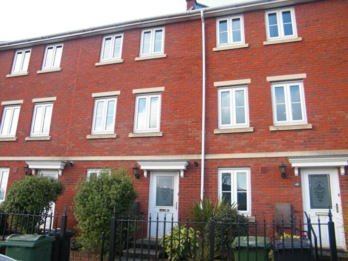 4 Bedroom House To Rent In Royal Crescent, Kings Heath, EX2