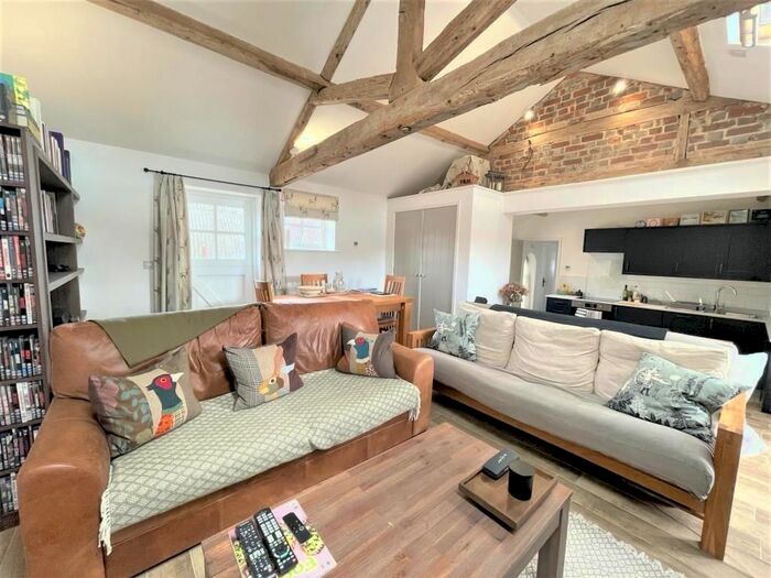 2 Bedroom Cottage To Rent In Brightwalton, Berkshire, RG20