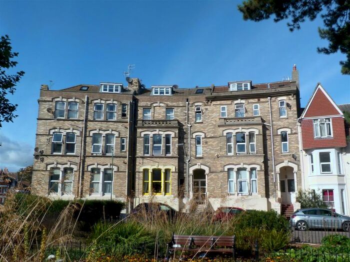 1 Bedroom Flat To Rent In The Crescent, Boscombe, BH1