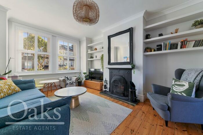 4 Bedroom Terraced House To Rent In Estcourt Road, Woodside, Croydon, SE25