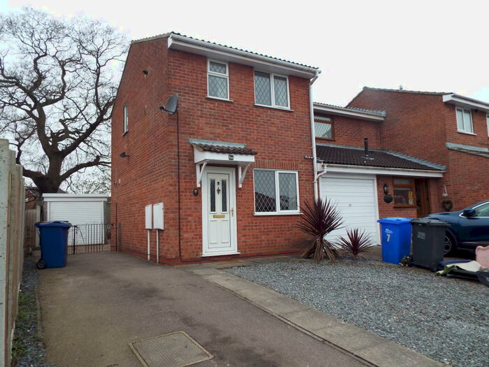 2 Bedroom Semi-Detached House To Rent In Glamis Close, Stretton., DE13